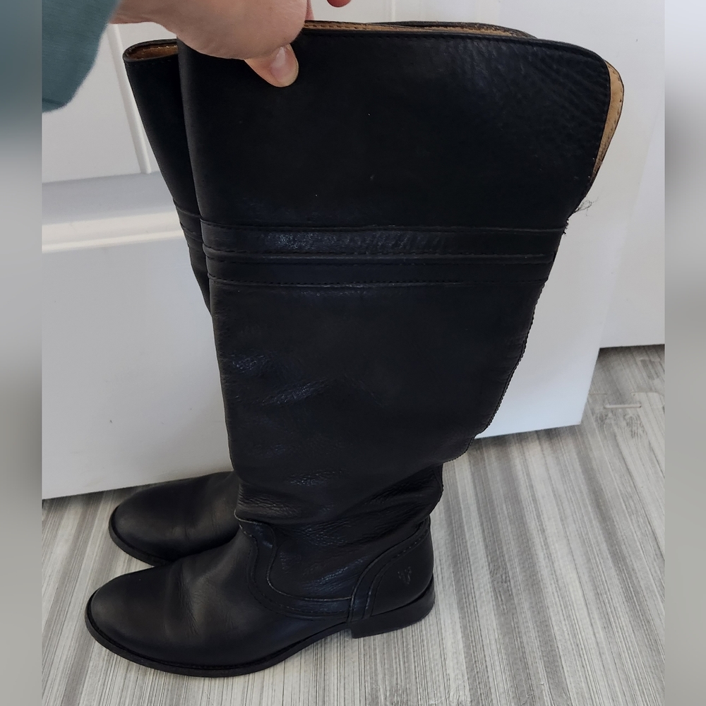 Frye pull on boots - Picture 2 of 6